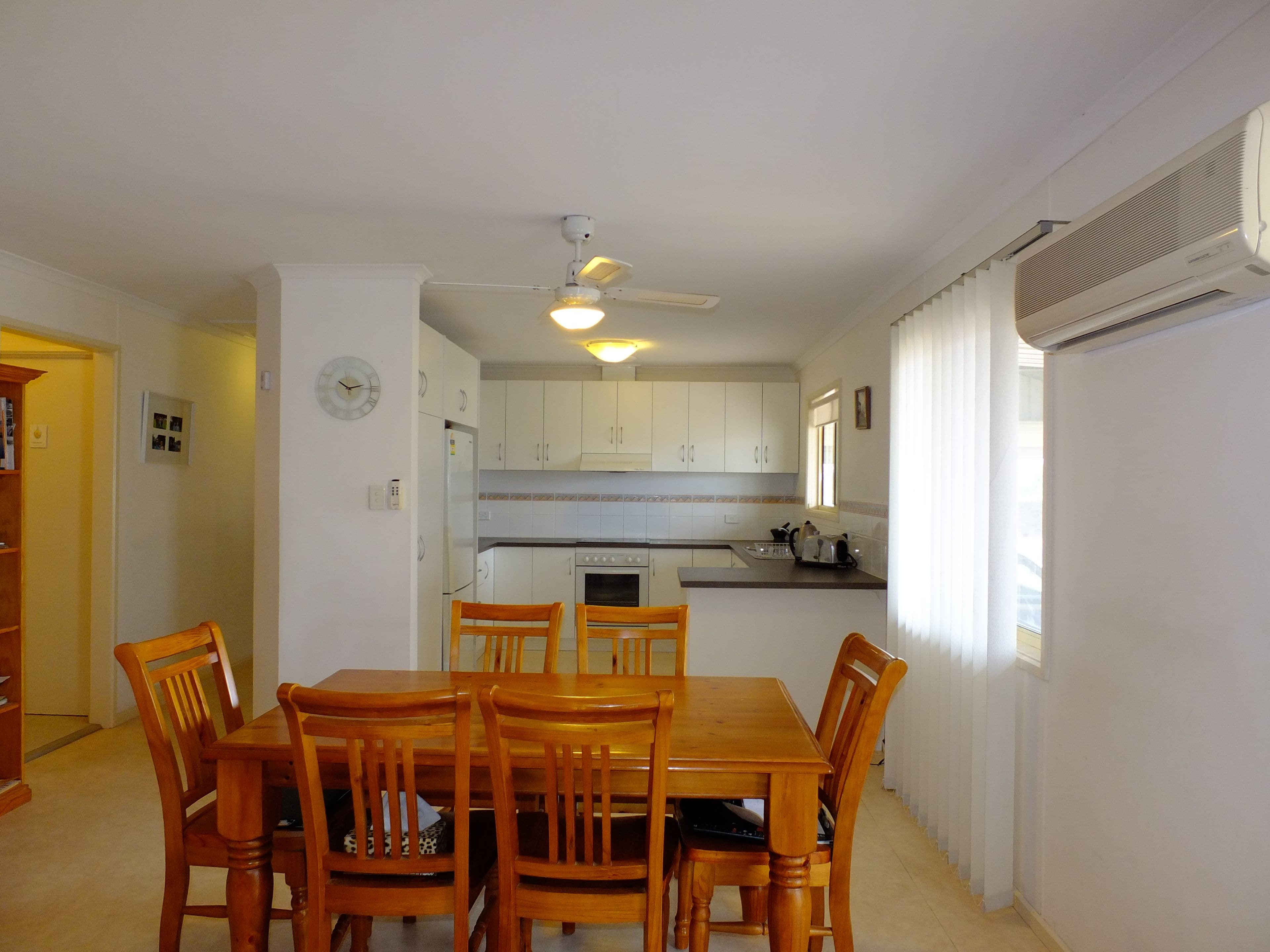 11 Lantana Drive, Narre Warren, Narre Warren - Thumbnail 4