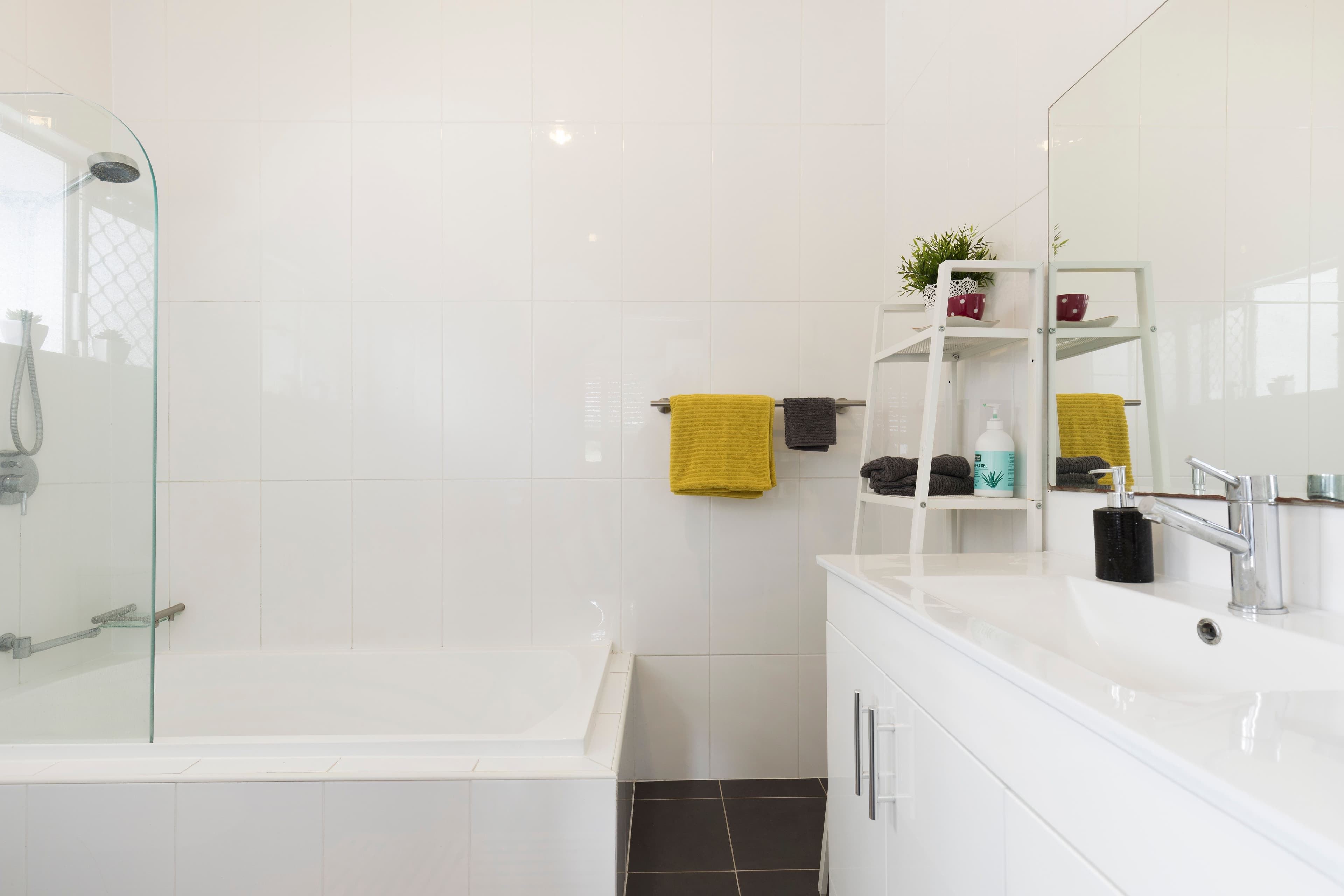 15 Nargong Street, The Gap QLD 4061, The Gap - Thumbnail 6