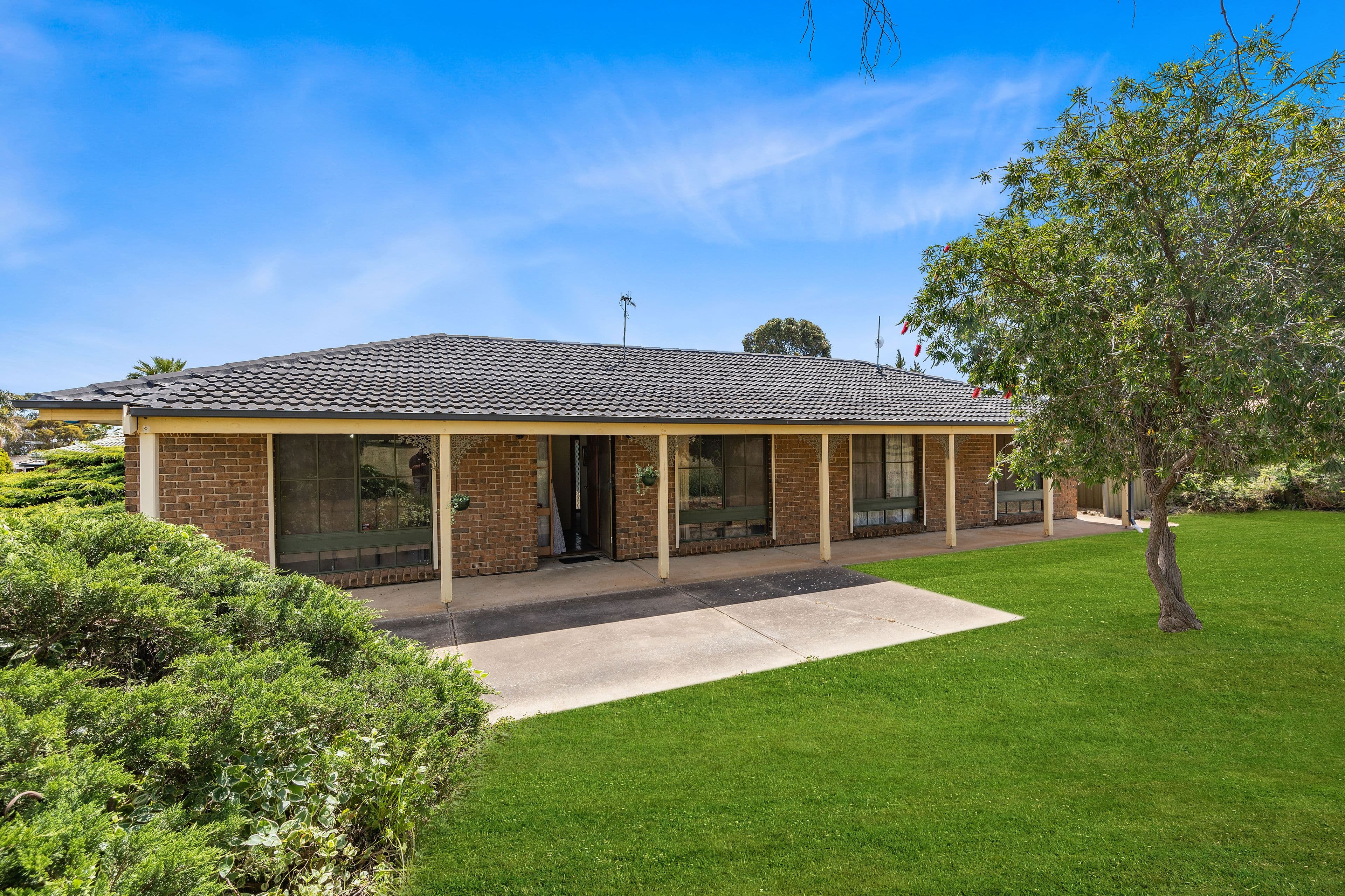 32 Pinda Court, Craigmore SA 5114, Craigmore - Thumbnail 2