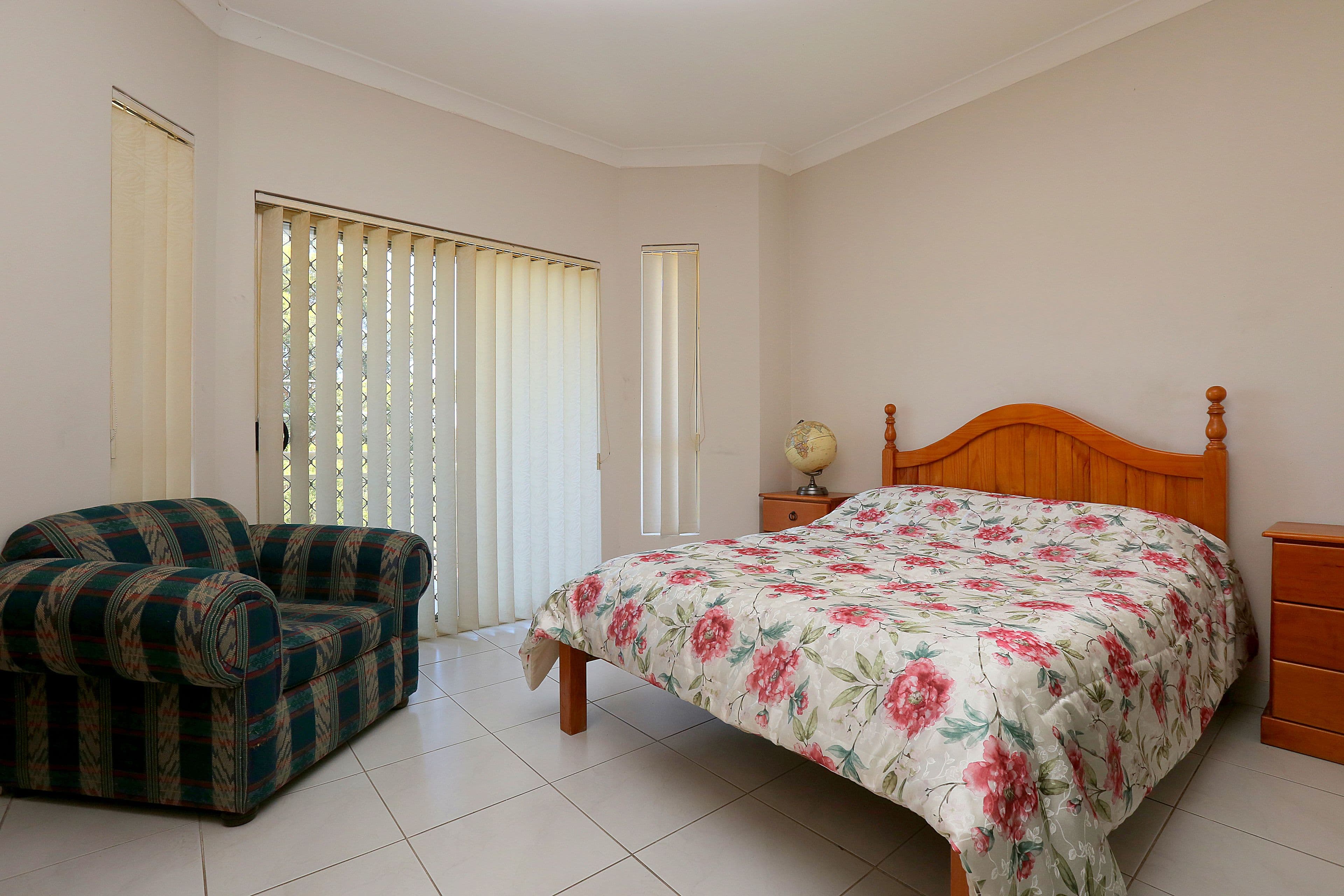 62 Waterloo Road, Greenacre - Thumbnail 8