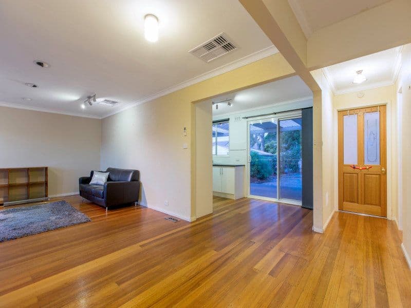 40 Roberts Street, FRANKSTON VIC 3199, Frankston - Thumbnail 4