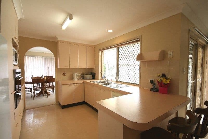 8 Hanlon Street, TANAH MERAH QLD 4128, Tanah Merah - Thumbnail 3