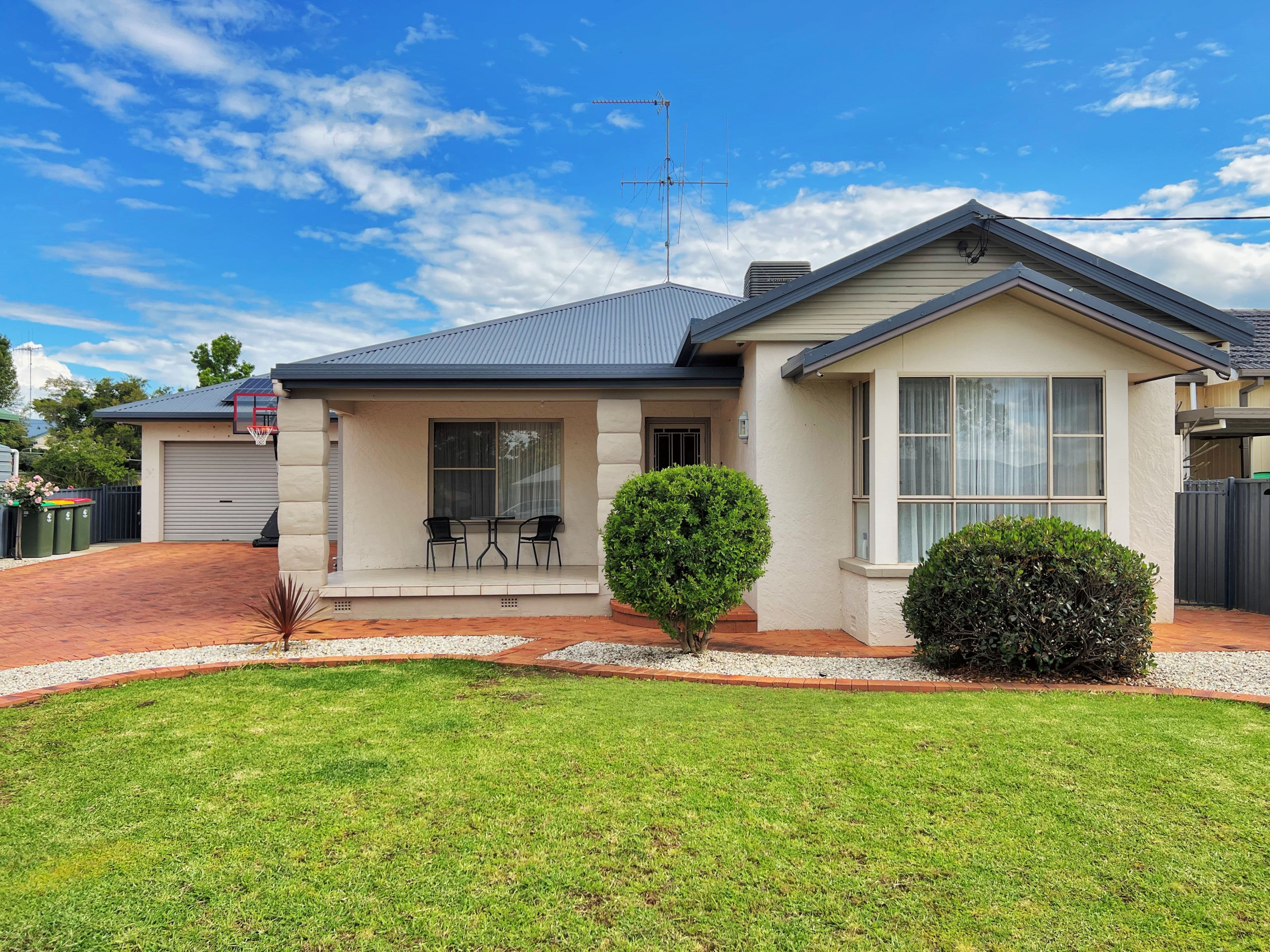 9 Brolgan Road, Parkes NSW 2870, Parkes - Image 1