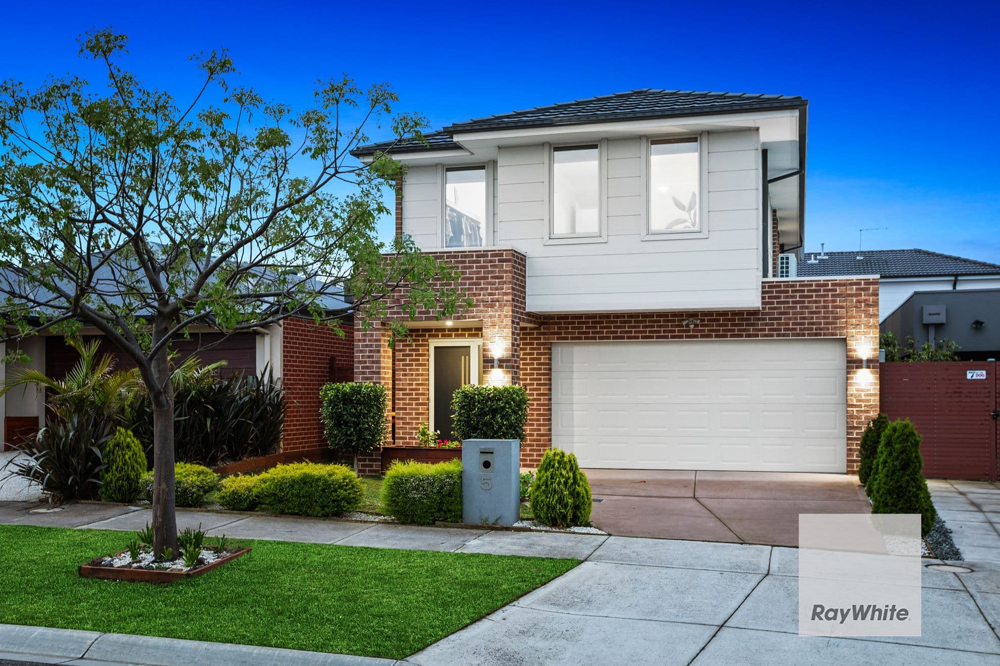 5 King Drive, Hillside VIC 3037, Hillside - Image 1