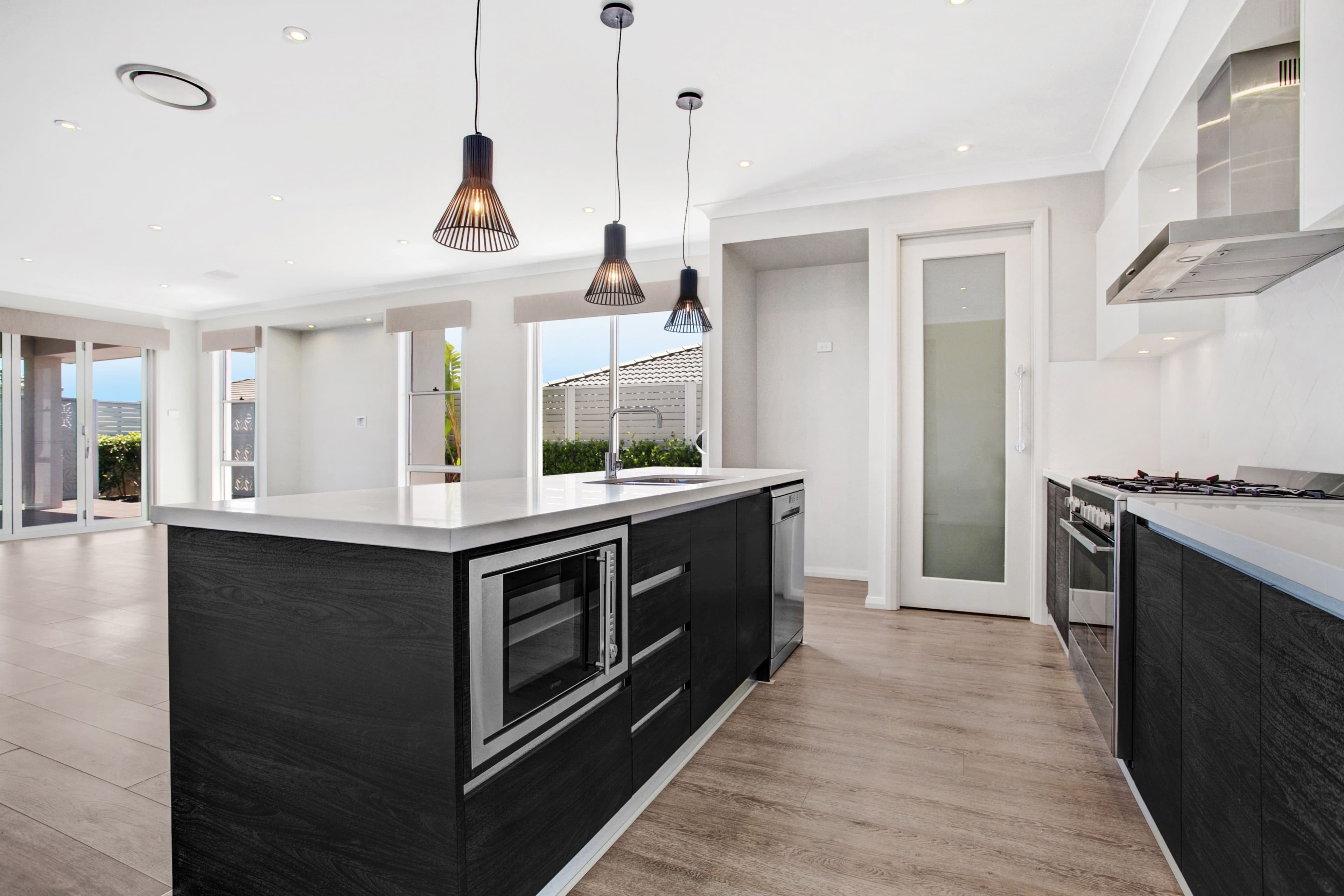 13 Redwood Drive, Gillieston Heights - Thumbnail 2