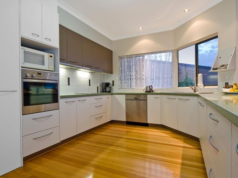 16 Kalinda Avenue, MOOLOOLABA QLD 4557, Mooloolaba - Thumbnail 4