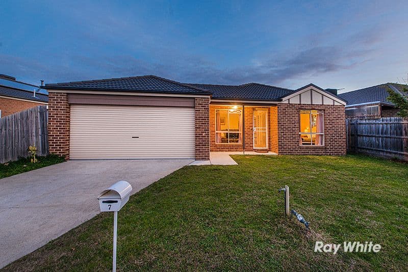 7 Baltic Way, Cranbourne West VIC 3977, Cranbourne West - Image 1