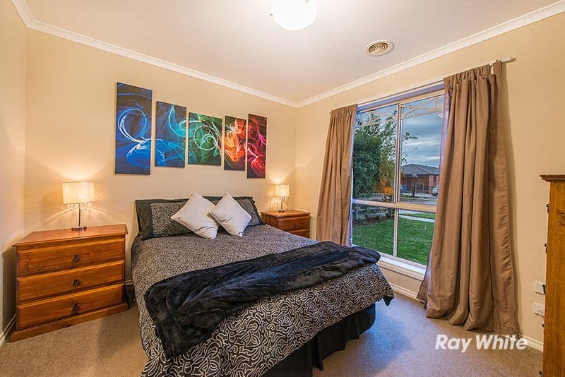 7 Baltic Way, Cranbourne West VIC 3977, Cranbourne West - Thumbnail 5