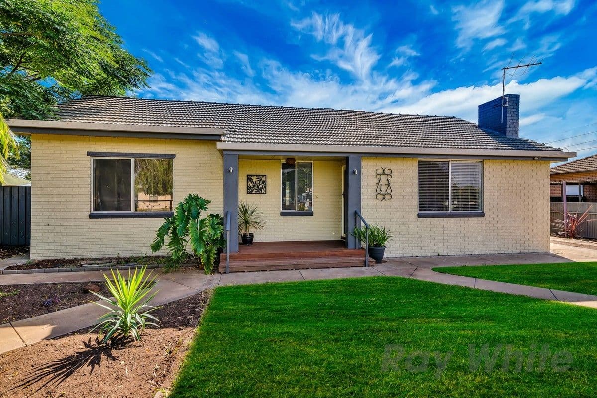 17 Nyora Crescent, Taperoo SA 5017, Taperoo - Thumbnail 2