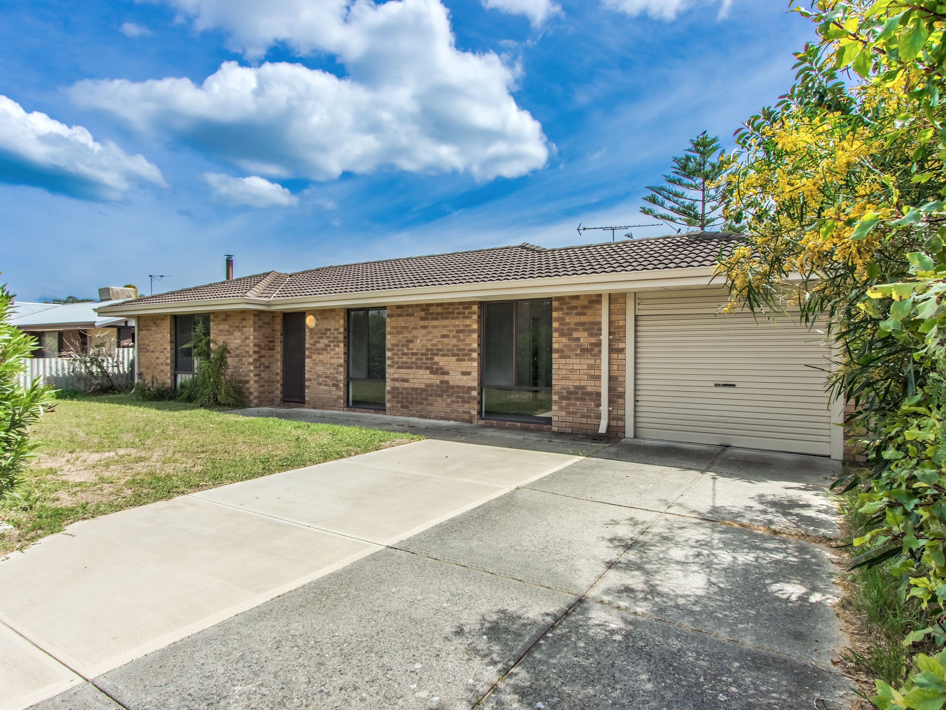 16 Grange Drive, Cooloongup WA 6168, Cooloongup - Image 1