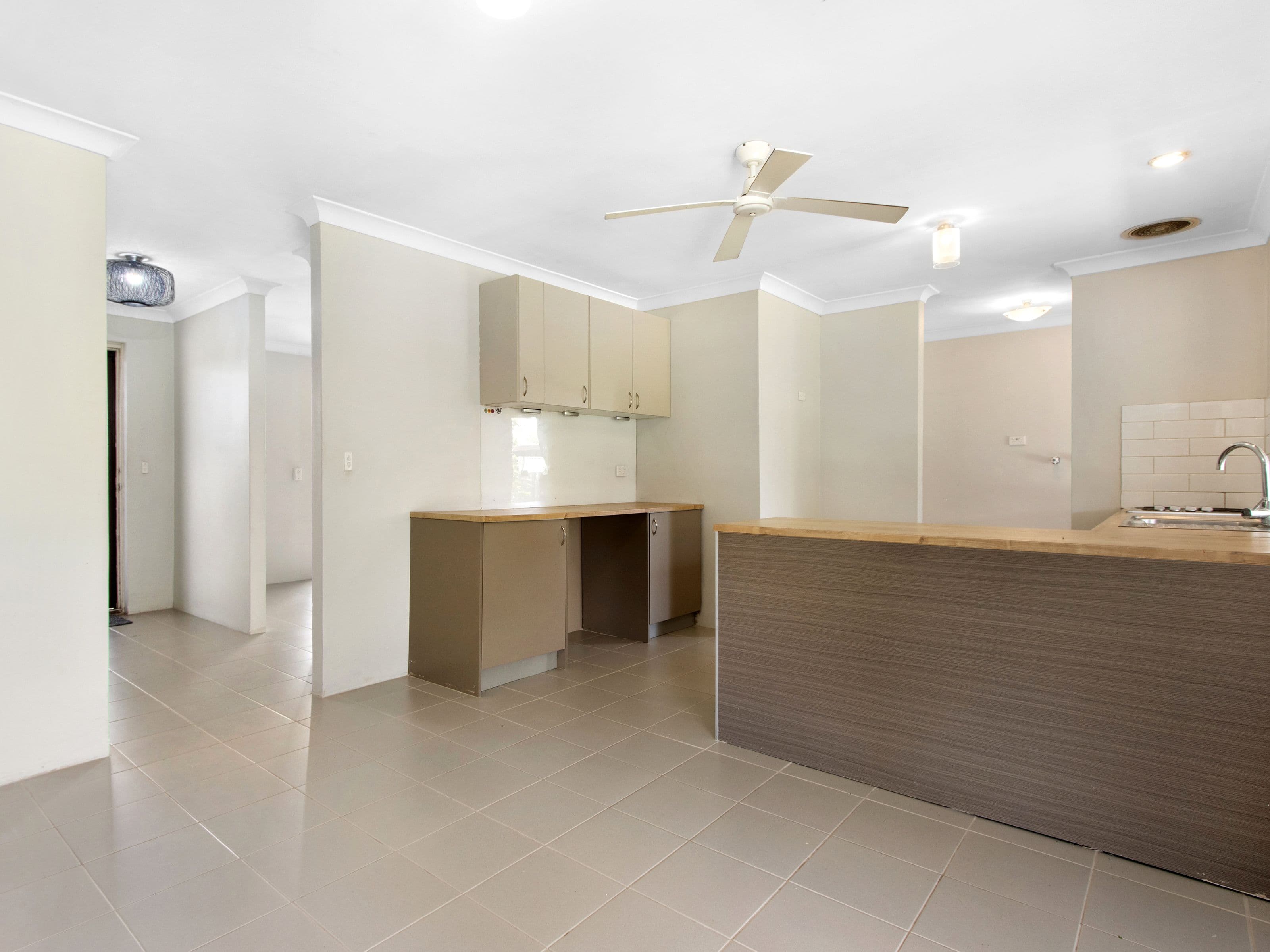 16 Grange Drive, Cooloongup WA 6168, Cooloongup - Thumbnail 7