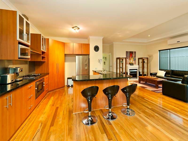11 Leschenault Boulevard, MUNSTER WA 6166, Munster - Thumbnail 7