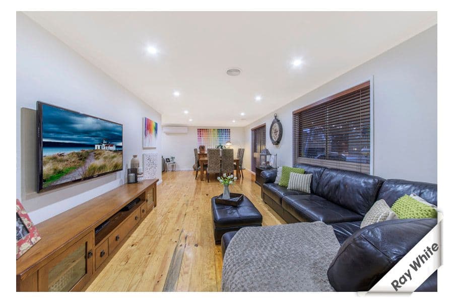 33 Kneeshaw Street, Monash ACT 2904, Monash - Thumbnail 5
