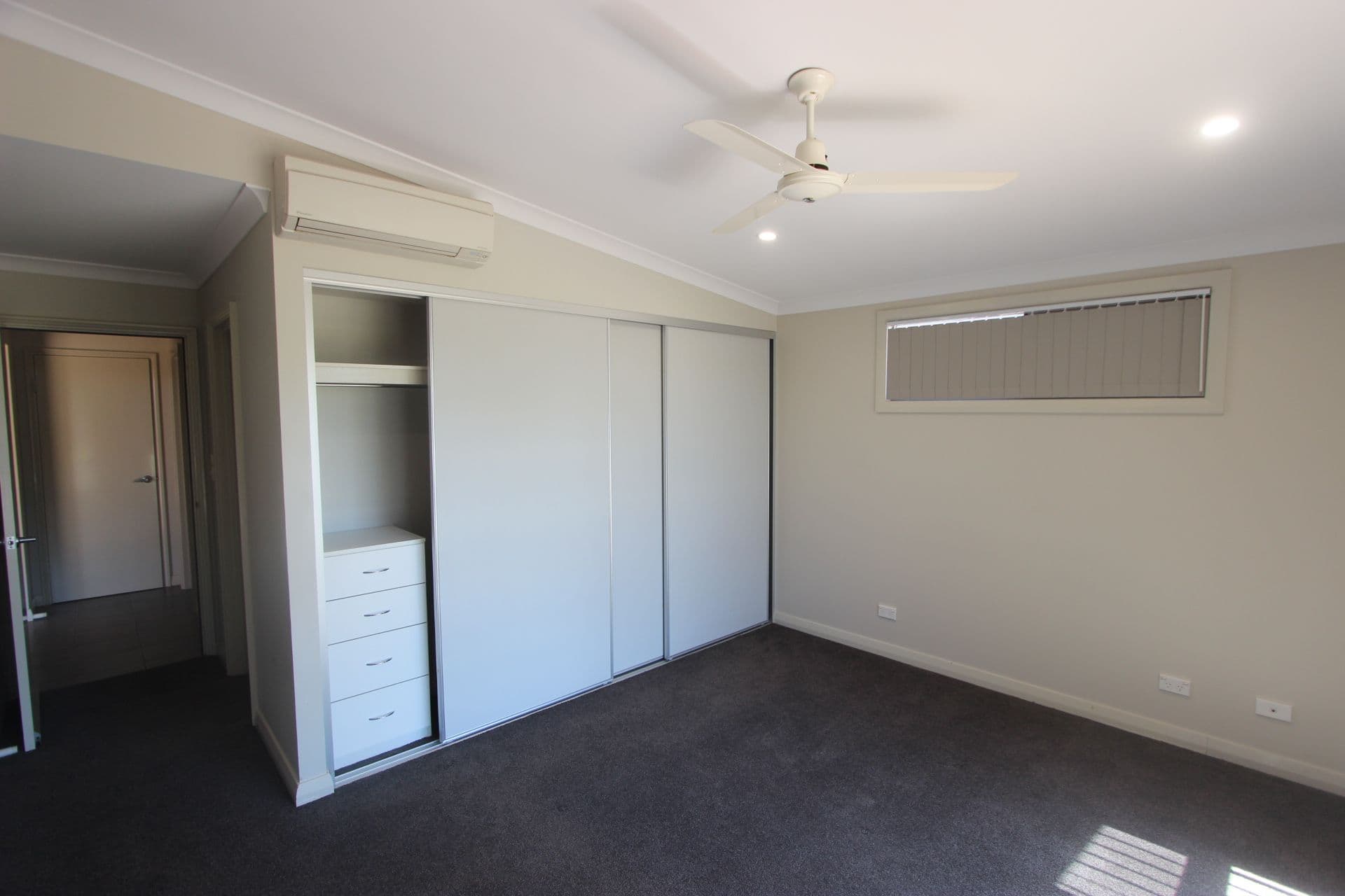 69 Goshawk Circle, Nickol WA 6714, Nickol - Thumbnail 5