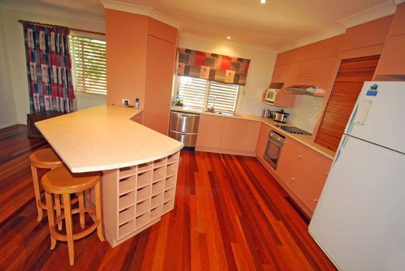 8 Sunset Court, YEPPOON QLD 4703, Yeppoon - Thumbnail 3