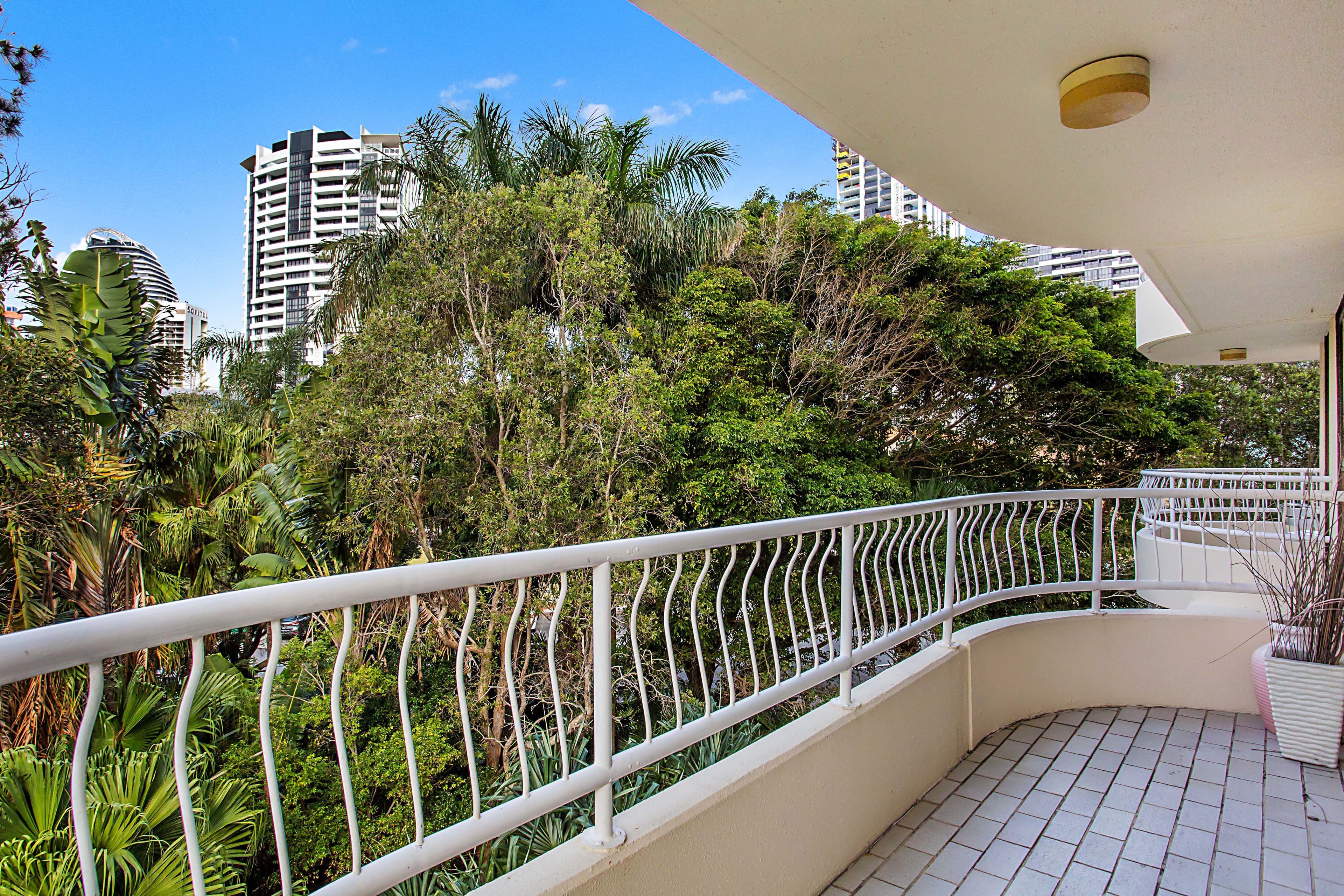 14 'Capricornia' 121 Surf Parade, Broadbeach QLD 4218, Broadbeach - Thumbnail 5