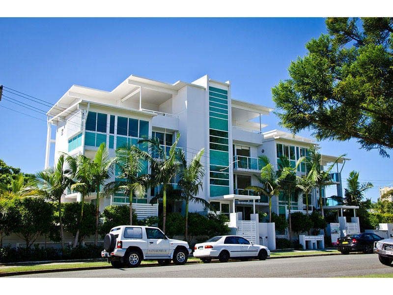 5 Aruma Street, CHEVRON ISLAND QLD 4217, Chevron Island - Thumbnail 2