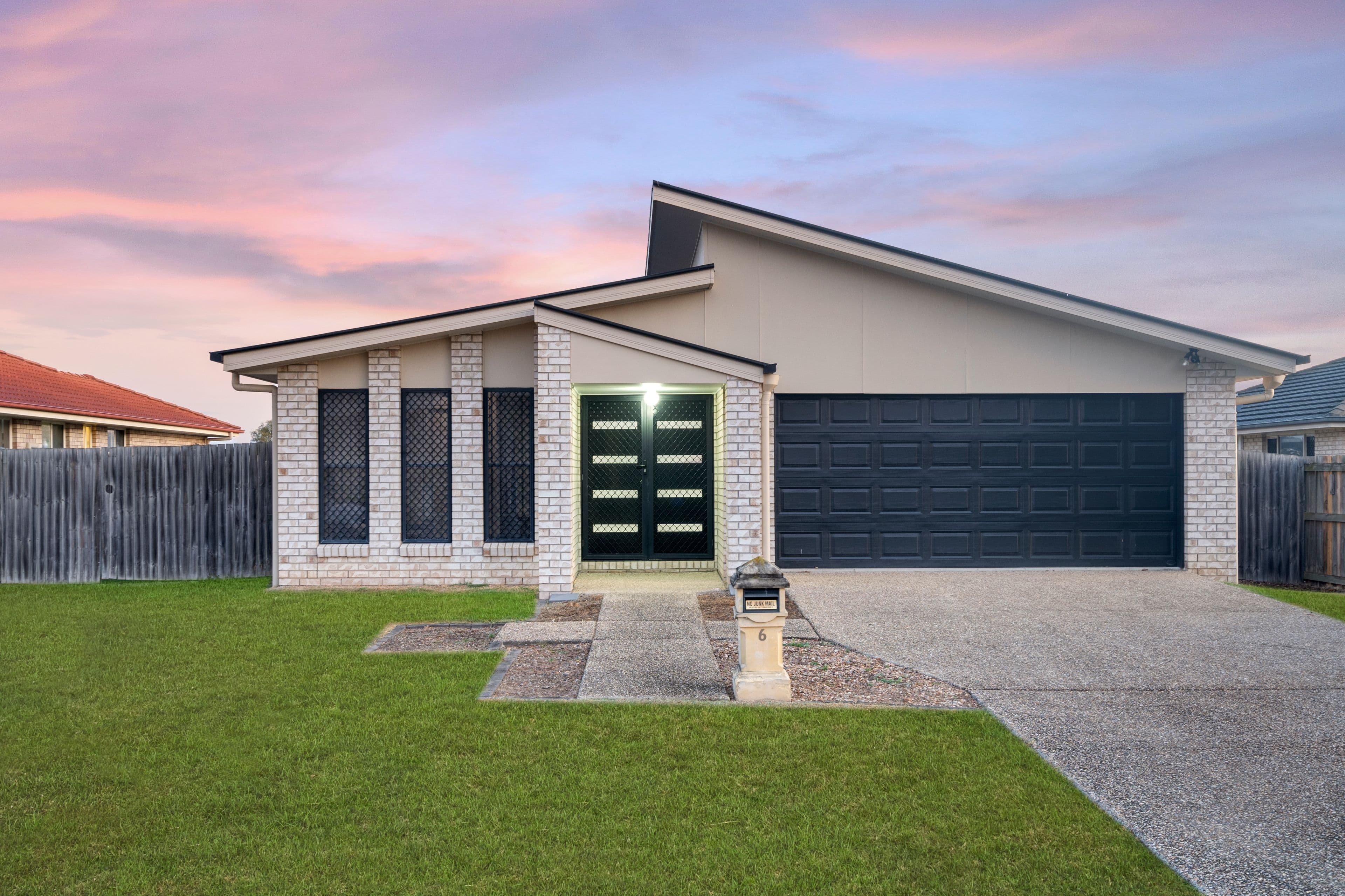 6 Cunningham Avenue, Laidley North QLD 4341, Laidley North - Thumbnail 2