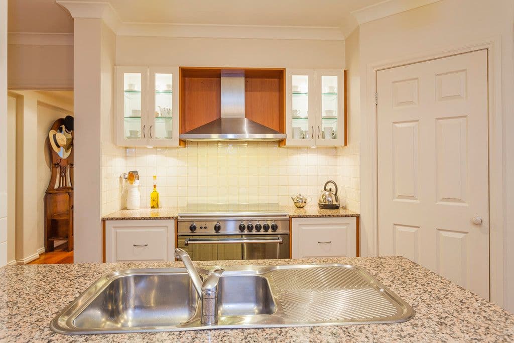 6 Palmerston Place, HIGHTON VIC 3216, Highton - Thumbnail 5