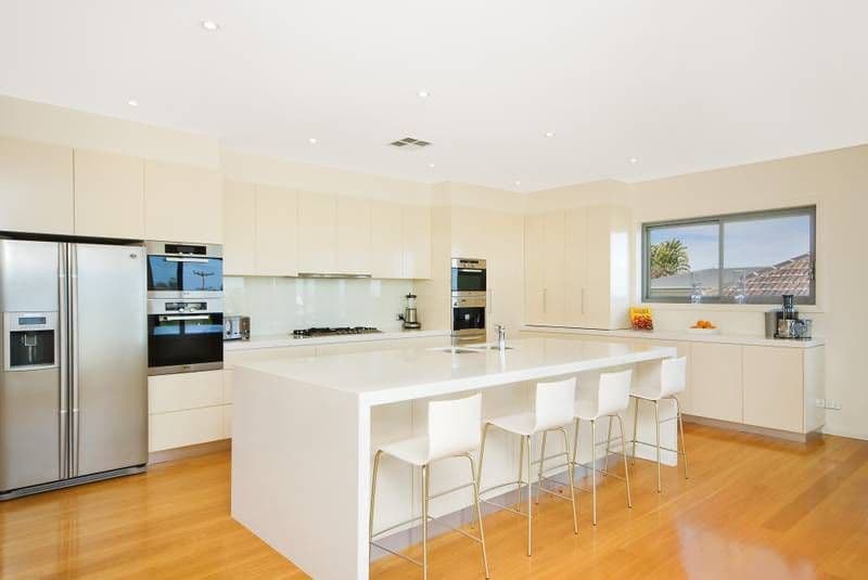 18 Headland Road, NORTH CURL CURL NSW 2099, North Curl Curl - Thumbnail 4