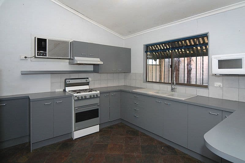201 Hart Street, GLANVILLE SA 5015, Glanville - Thumbnail 2