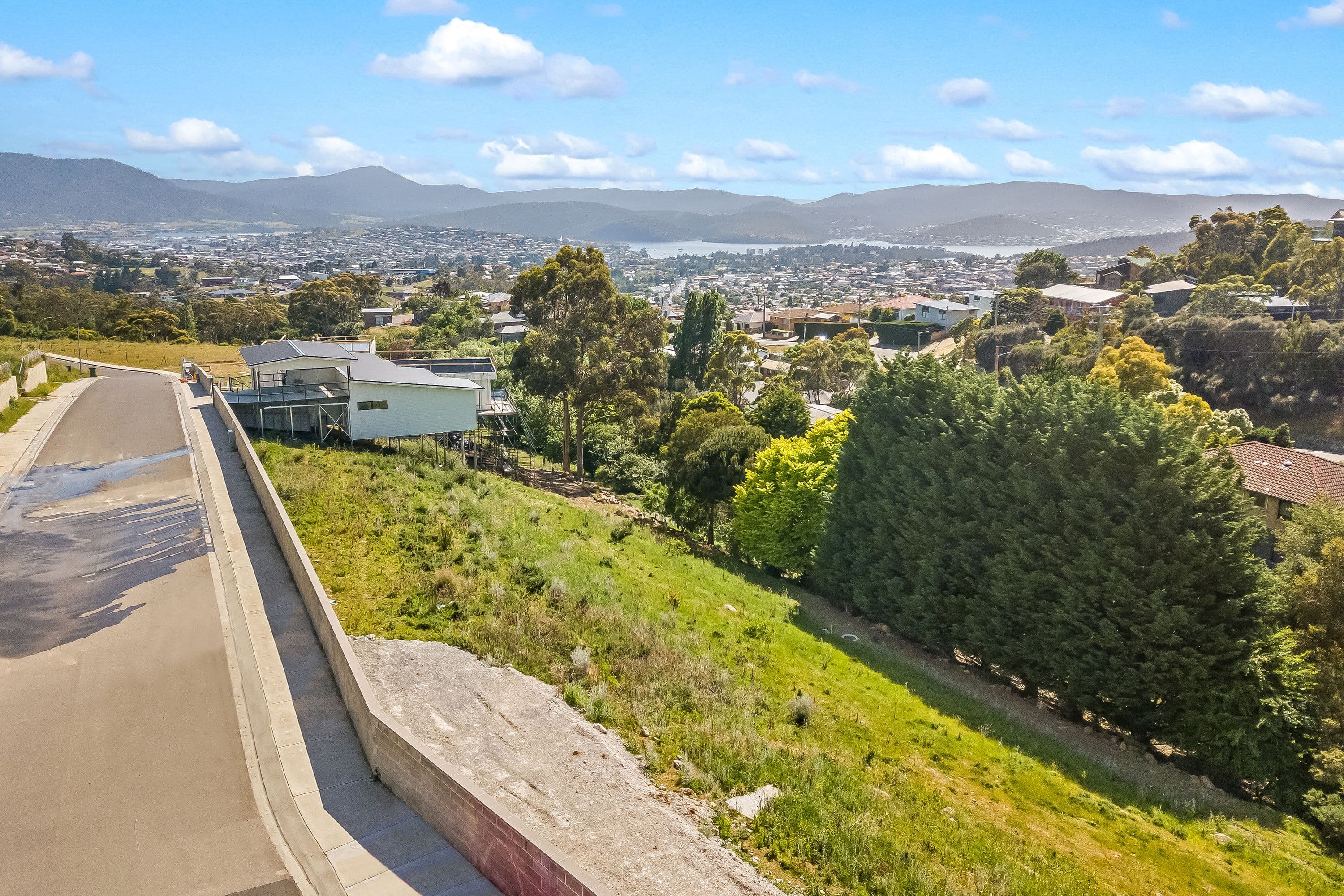 74 Athleen Avenue, Lenah Valley TAS 7008, Lenah Valley - Thumbnail 3
