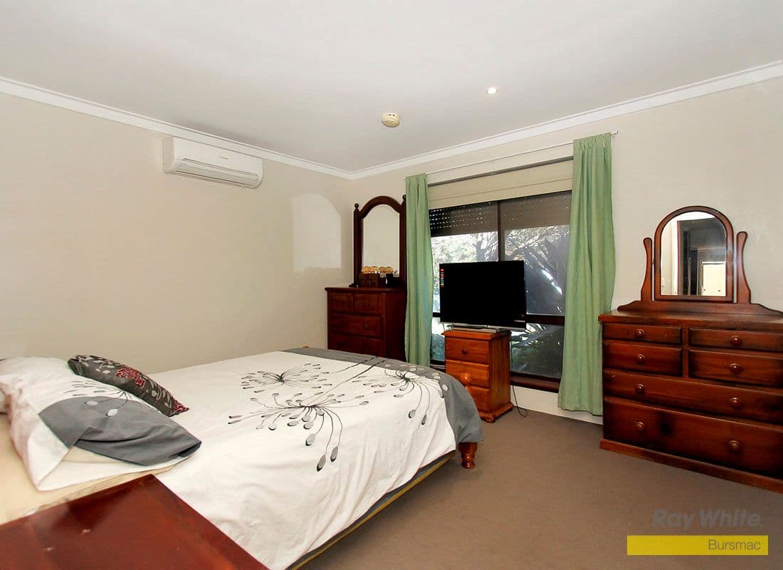 8 Peppermint Crescent, BALLAJURA WA 6066, Ballajura - Thumbnail 7