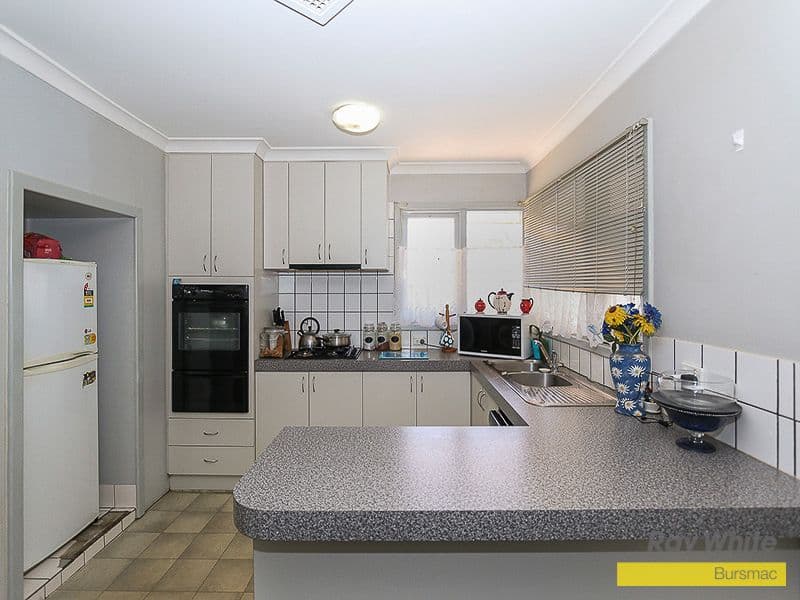 60 Harford Way, Girrawheen WA 6064, Girrawheen - Thumbnail 6