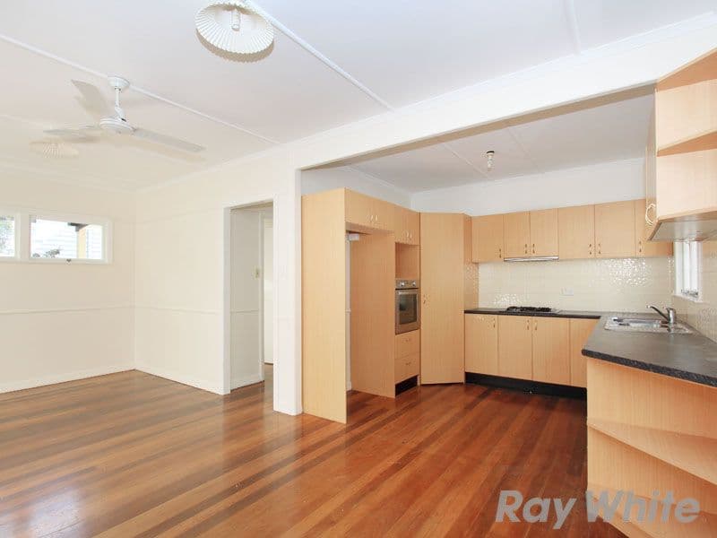 62 Tenth Avenue, KEDRON QLD 4031, Kedron - Thumbnail 2
