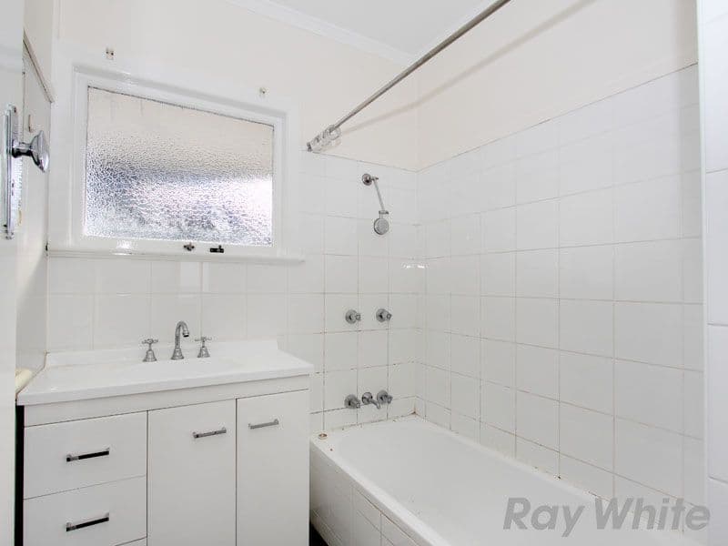 62 Tenth Avenue, KEDRON QLD 4031, Kedron - Thumbnail 6