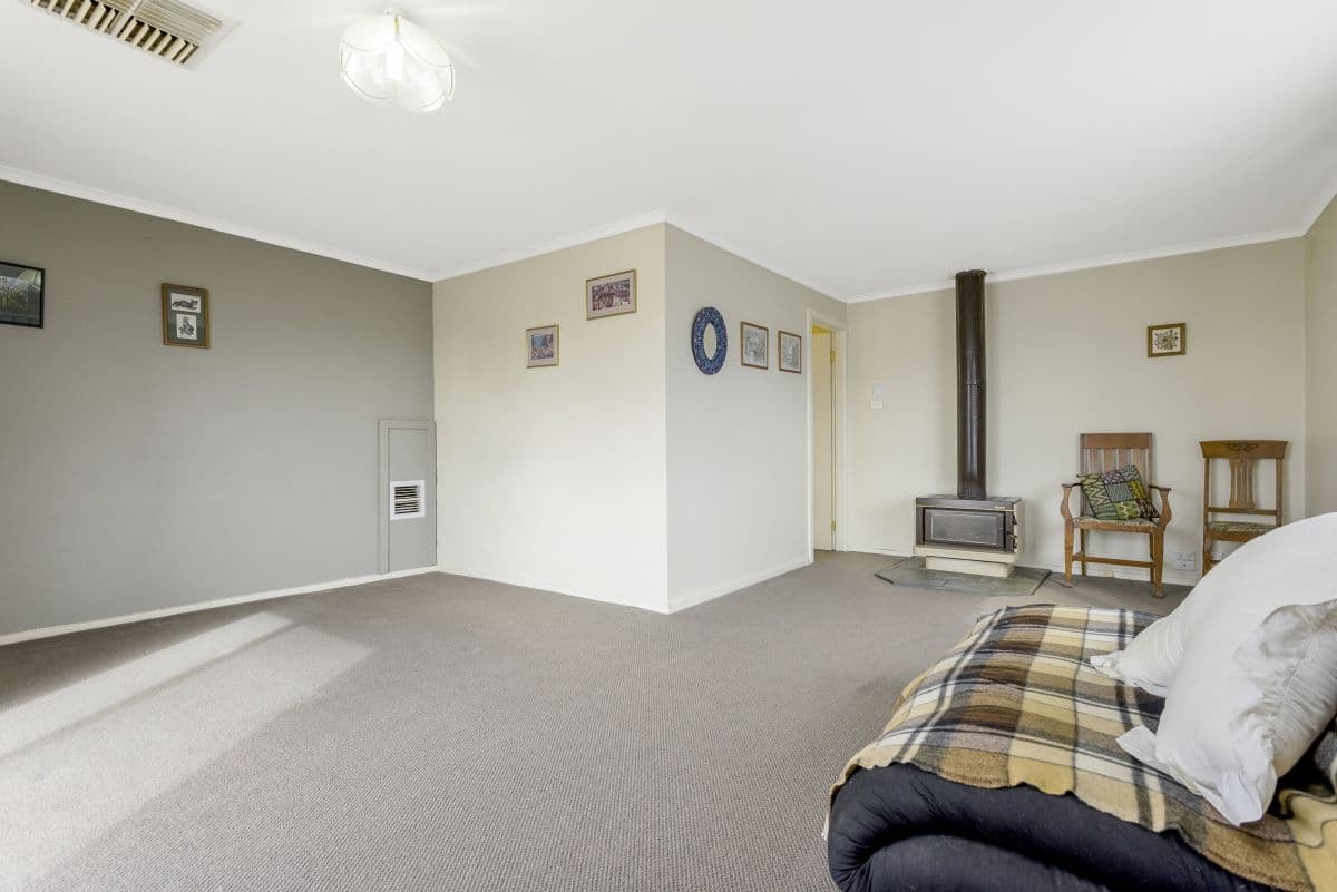 10 Cascade Drive, Wyndham Vale VIC 3024, Wyndham Vale - Thumbnail 3