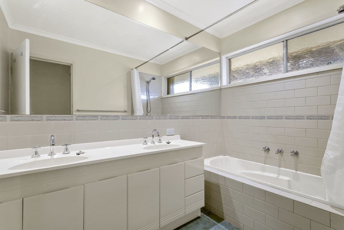 10 Cascade Drive, Wyndham Vale VIC 3024, Wyndham Vale - Thumbnail 6