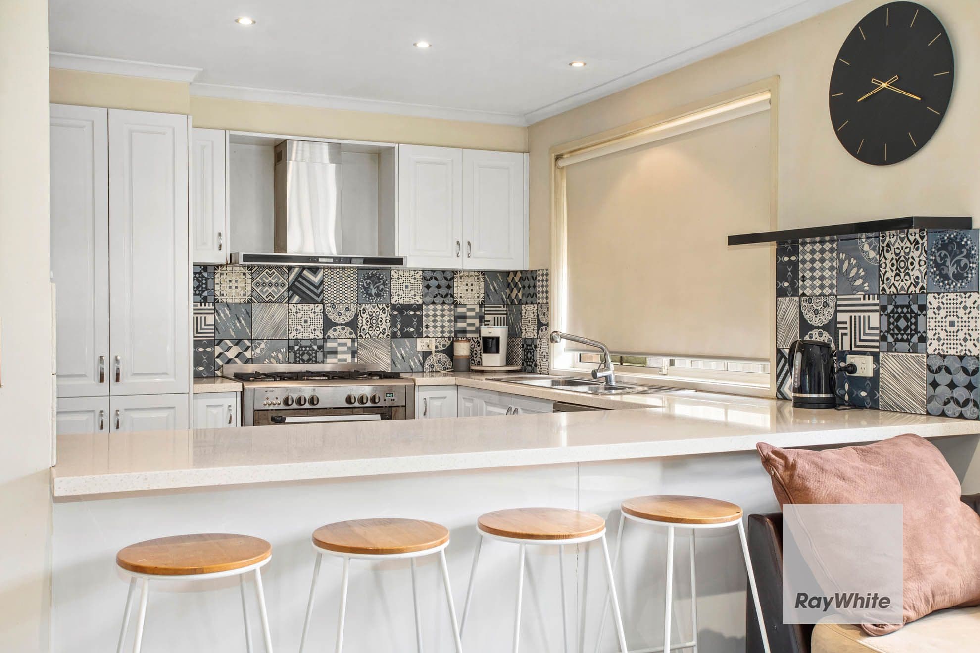 4 Beaumont Court, Sydenham VIC 3037, Sydenham - Thumbnail 3
