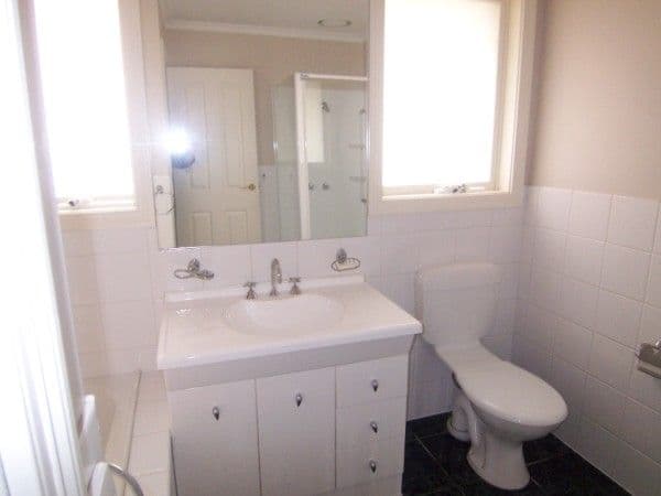 10 Dunrobin Court, CARRUM DOWNS VIC 3201, Carrum Downs - Thumbnail 3