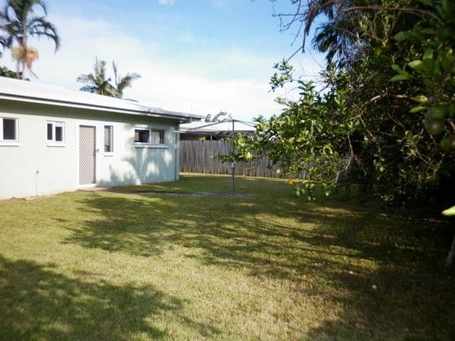 1 Fishburn Street, BENTLEY PARK QLD 4869, Bentley Park - Thumbnail 4