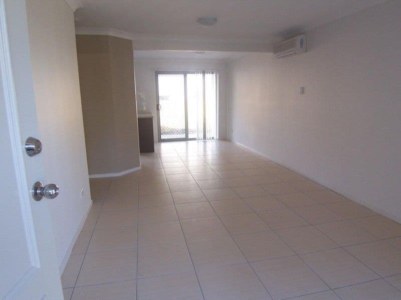 19 O'Reilly Street, WAKERLEY QLD 4154, Wakerley - Thumbnail 2