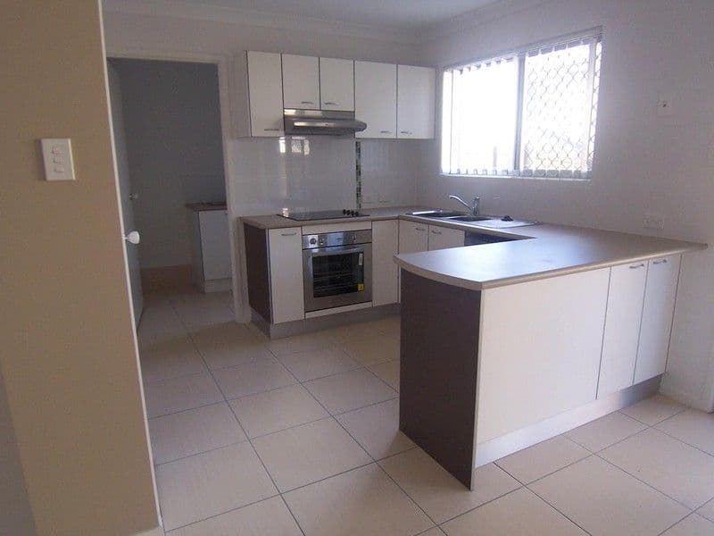 19 O'Reilly Street, WAKERLEY QLD 4154, Wakerley - Thumbnail 3