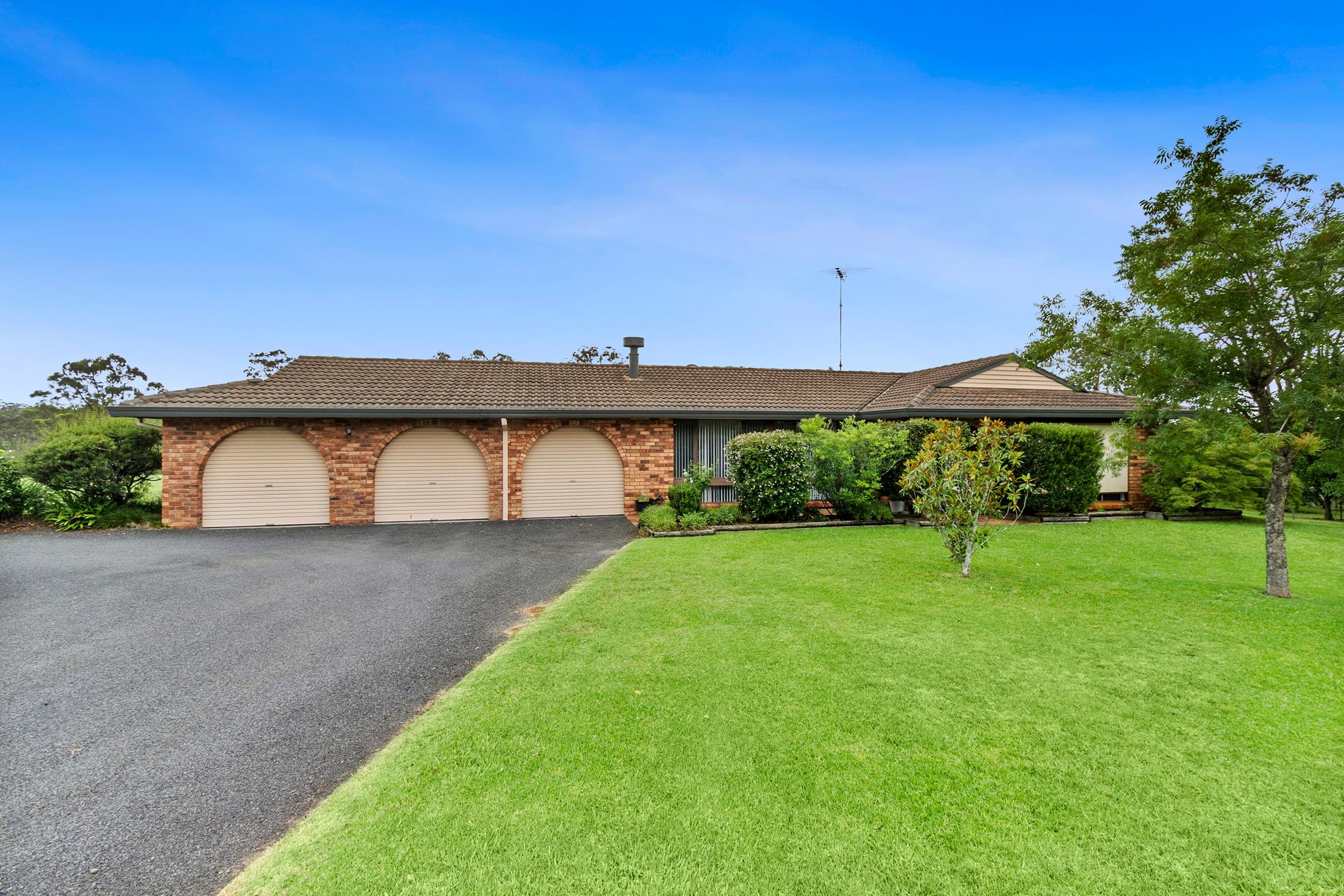 148 Mountain View Close, Kurrajong Hills NSW 2758, Kurrajong Hills - Image 1