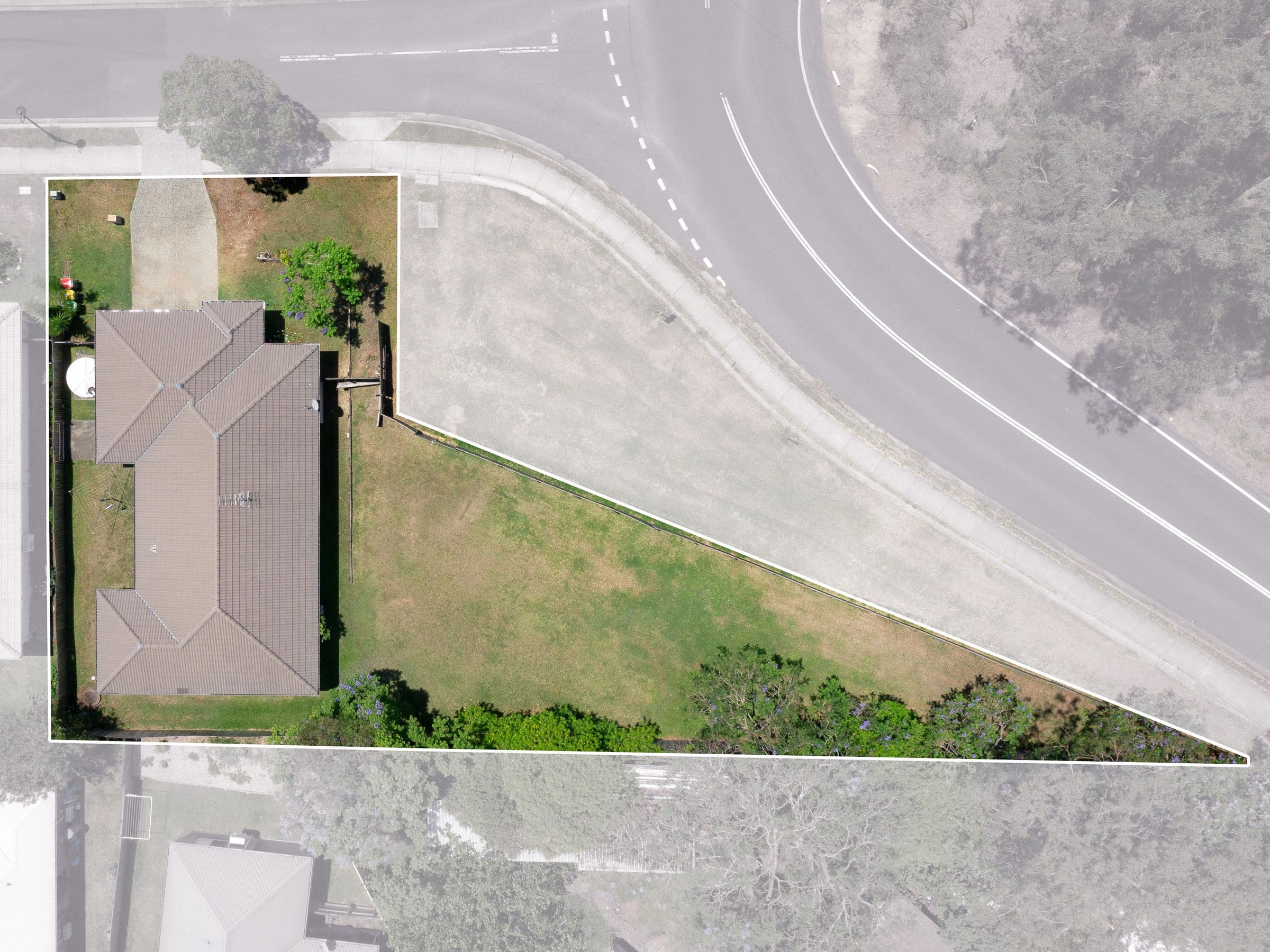 2 Gordon Drive, Bellbird Park QLD 4300, Bellbird Park - Thumbnail 2