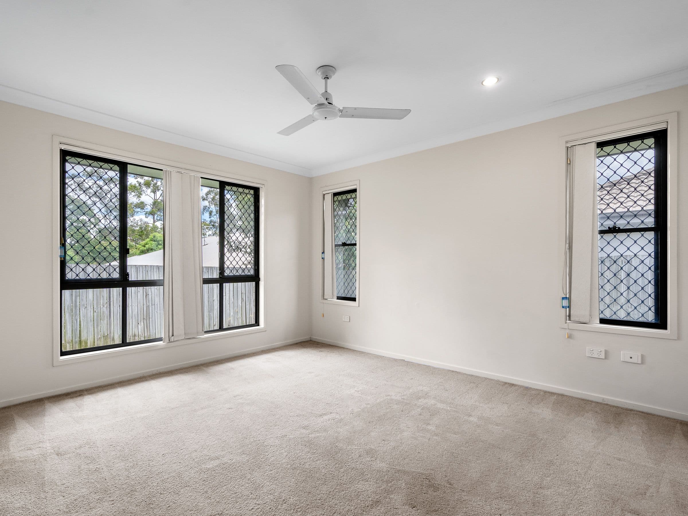2 Gordon Drive, Bellbird Park QLD 4300, Bellbird Park - Thumbnail 8