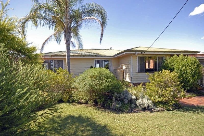 239 North Street, WILSONTON QLD 4350, Wilsonton Heights - Image 1