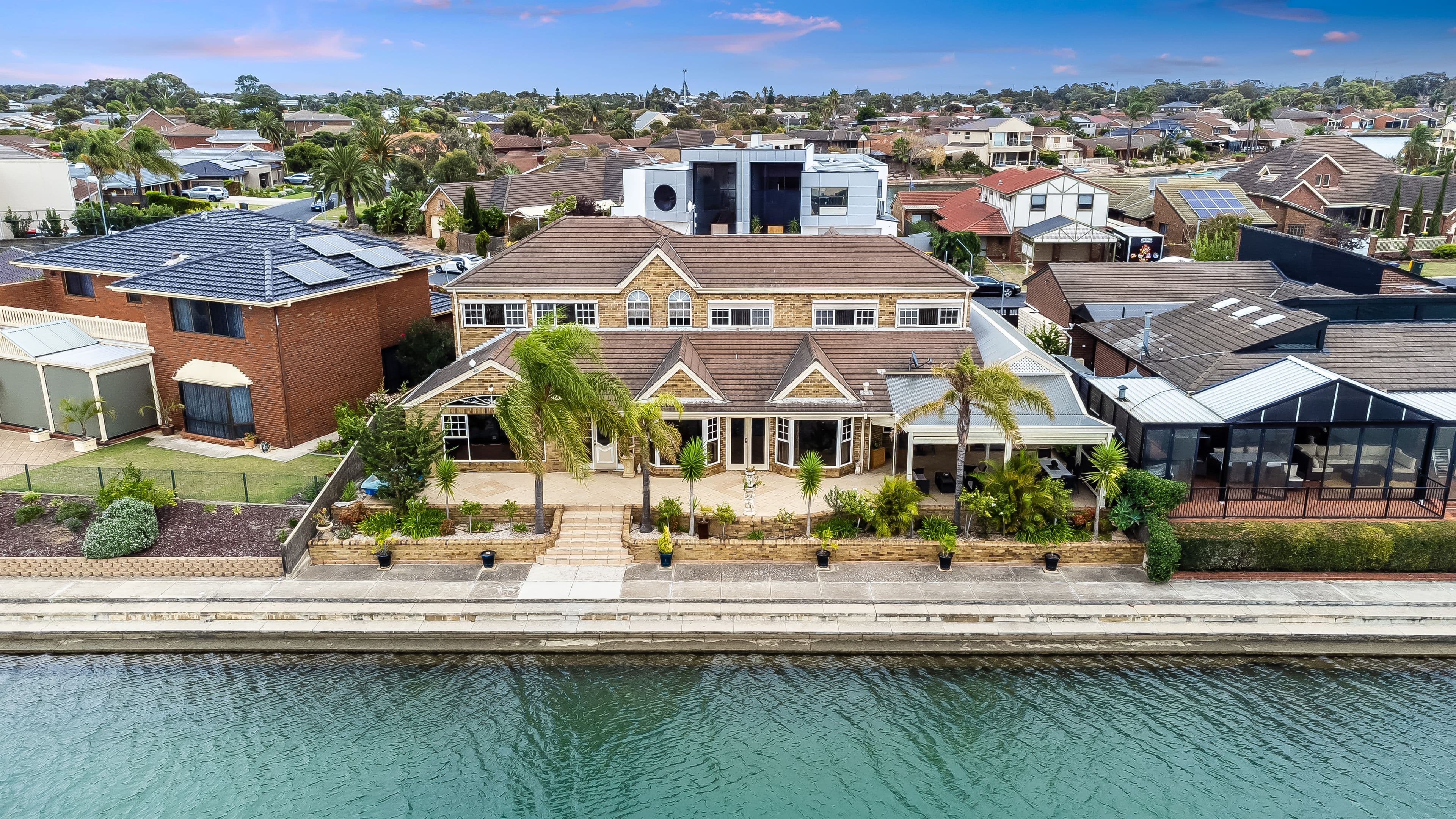 51 Mcdonald Grove, West Lakes SA 5021, West Lakes - Thumbnail 2