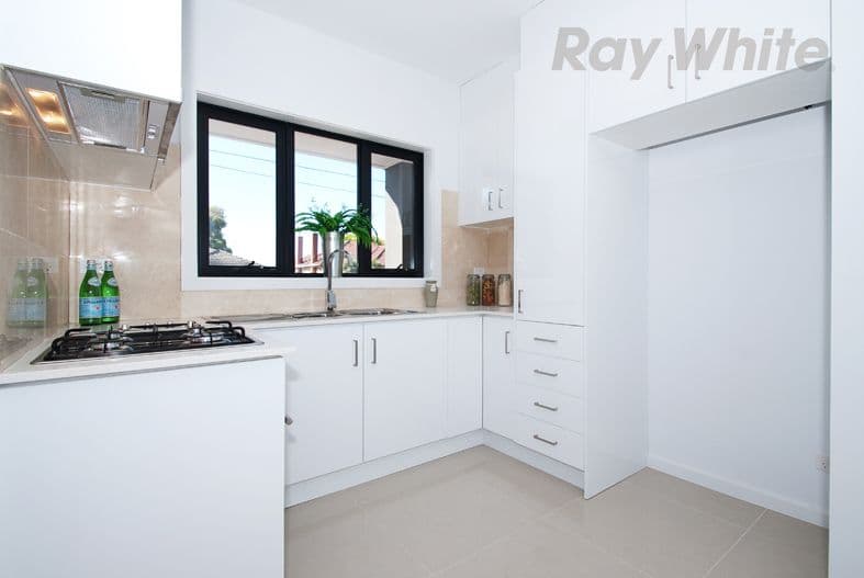 21 Whitelaw Street, Reservoir VIC 3073, Reservoir - Thumbnail 5