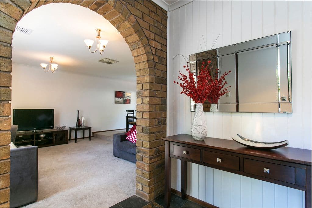 24 Horseshoe Drive, ABERFOYLE PARK SA 5159, Aberfoyle Park - Thumbnail 2