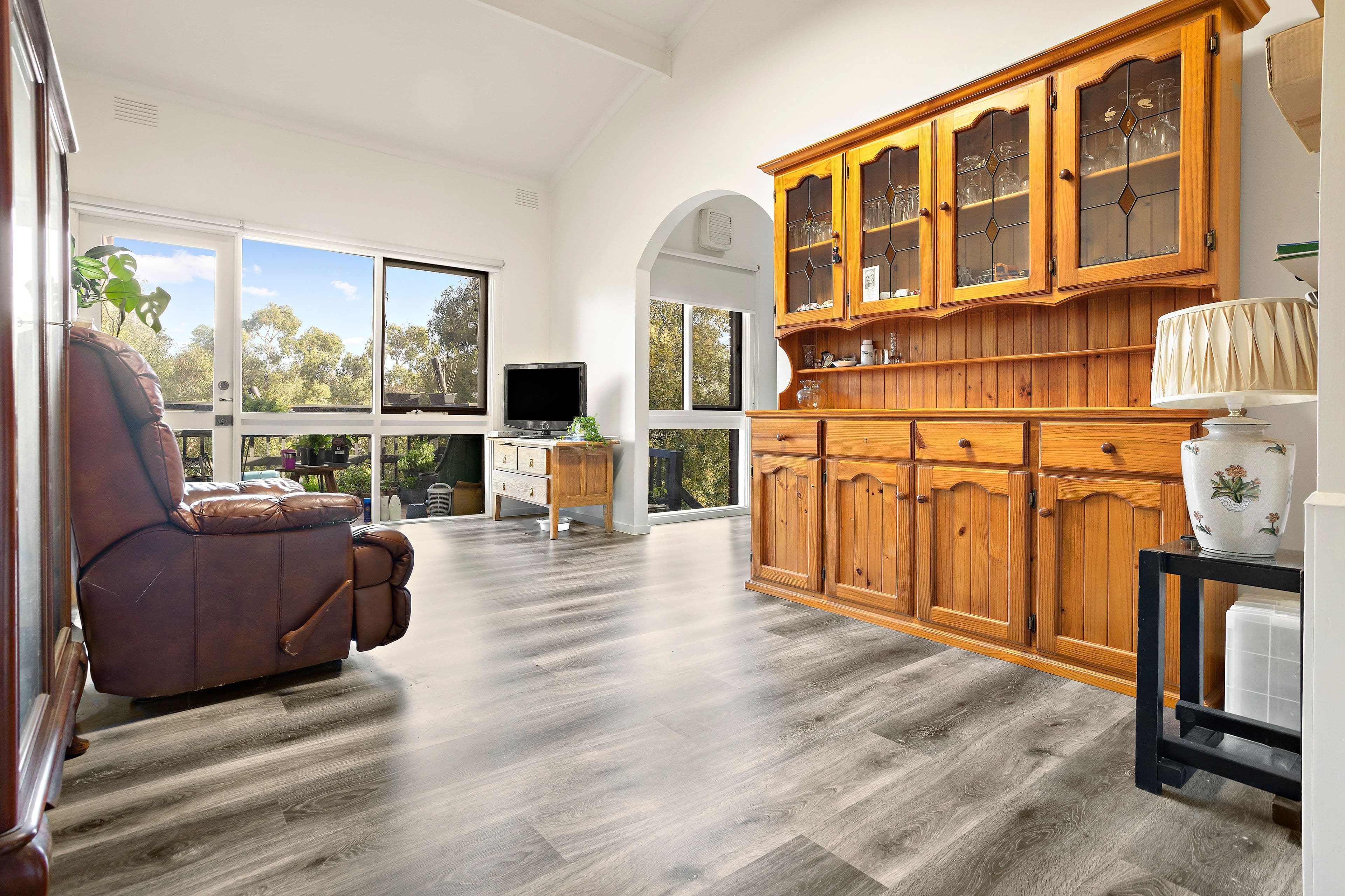 2-4 Oak Park Drive, Chadstone VIC 3148, Chadstone - Thumbnail 4