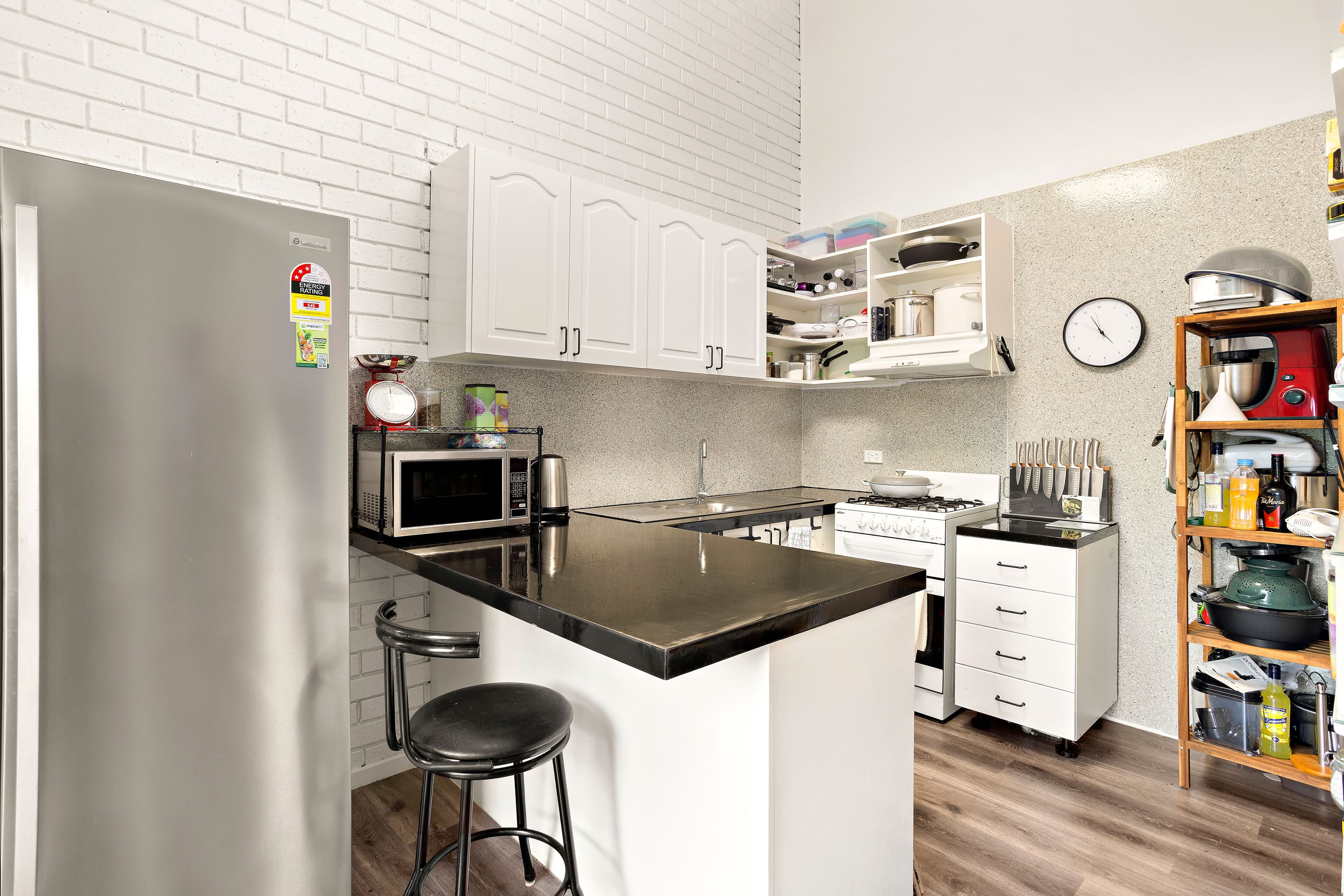 2-4 Oak Park Drive, Chadstone VIC 3148, Chadstone - Thumbnail 5
