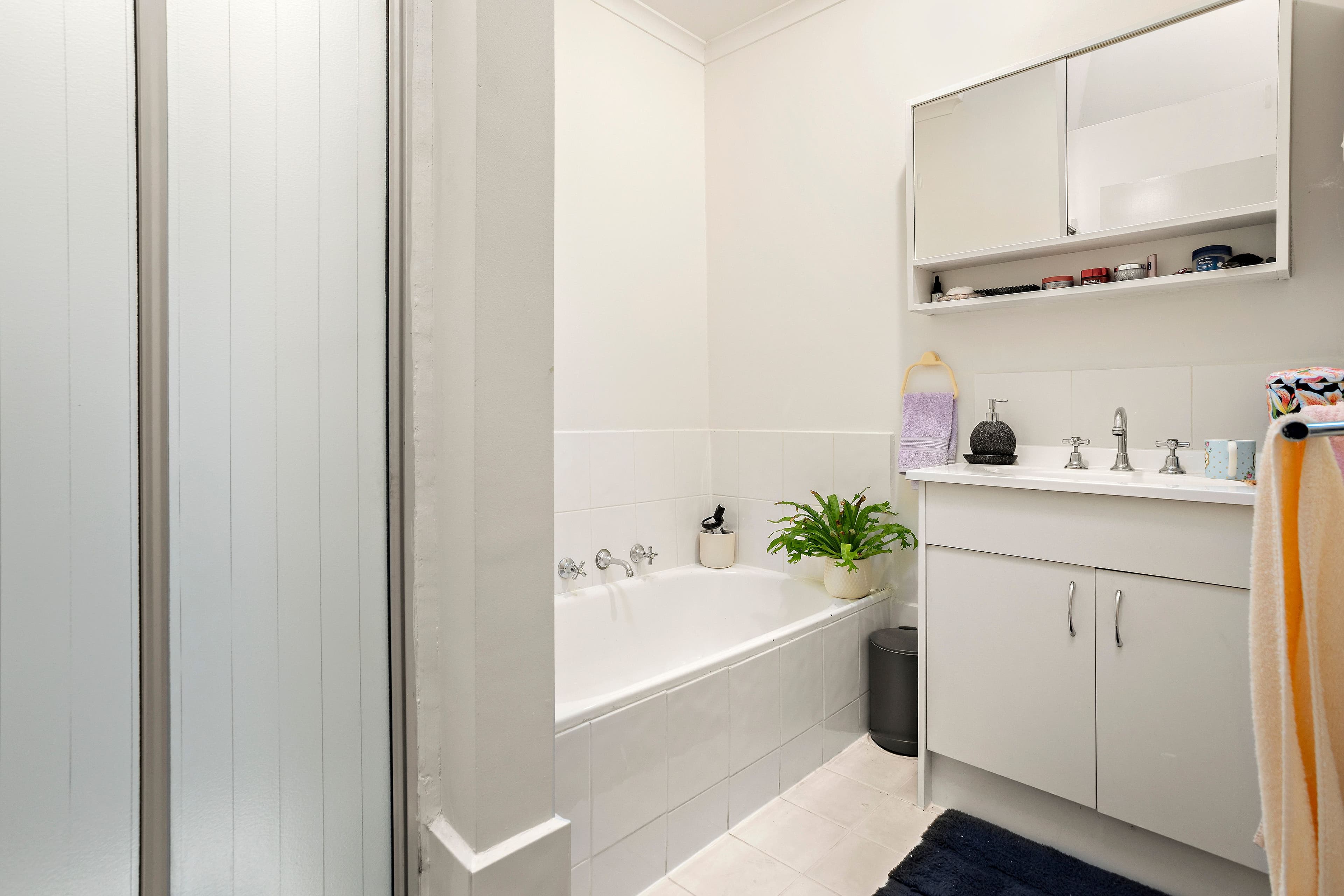 2-4 Oak Park Drive, Chadstone VIC 3148, Chadstone - Thumbnail 6