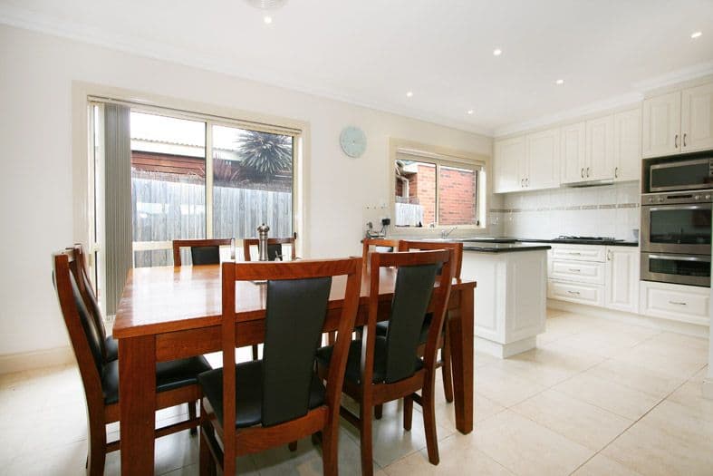 7 Kensington Place, MOOROOLBARK VIC 3138, Mooroolbark - Thumbnail 3