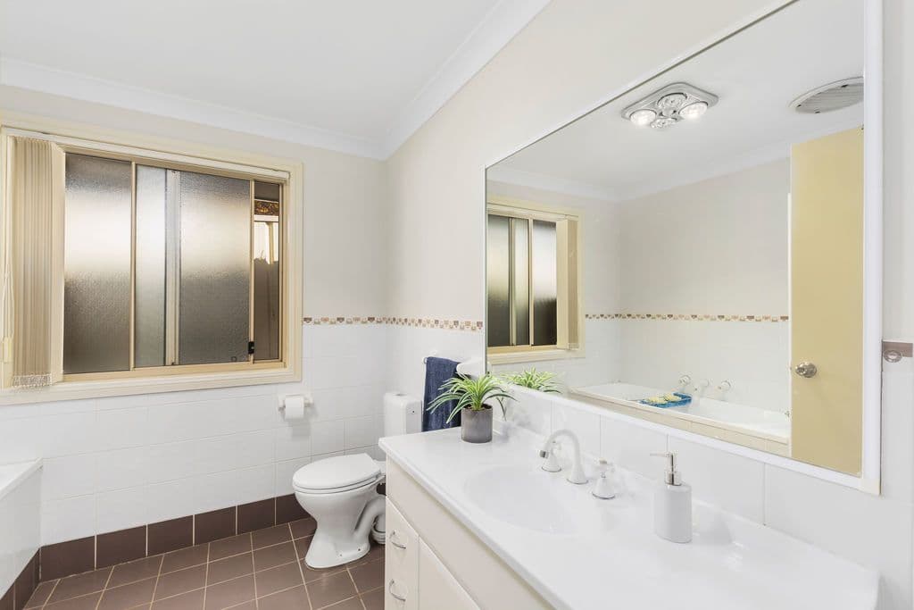 6 Waratah Street, Hill Top - Thumbnail 7