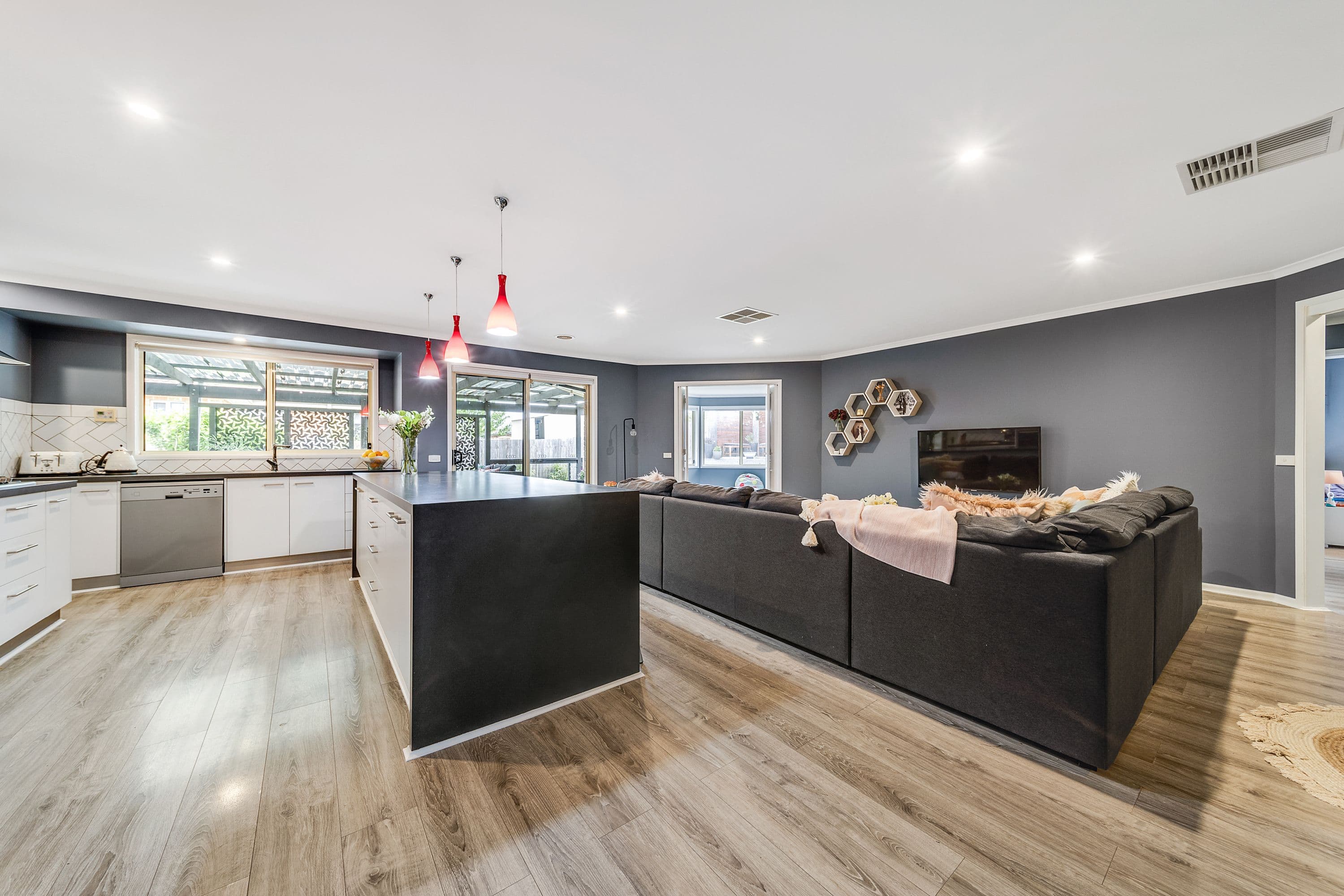 34 Bedourie Street, Dunlop ACT 2615, Dunlop - Thumbnail 3